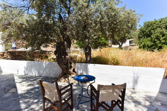 Veranda with garden view