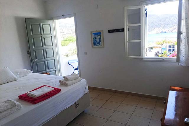 Studio with double bed