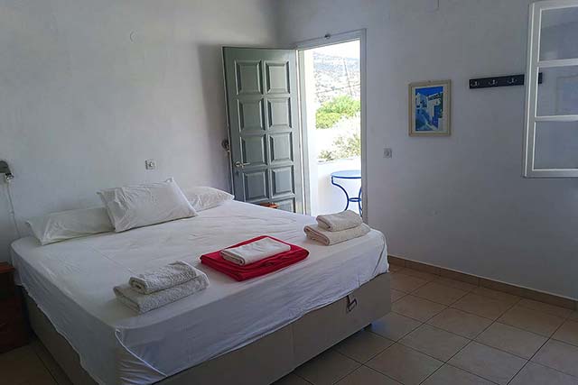 Studio with double bed